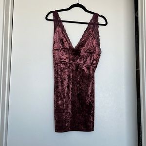 Free PeopleOB564395 Viper Velvet Bodycon Mini Sleeveless Dress in Raspberry